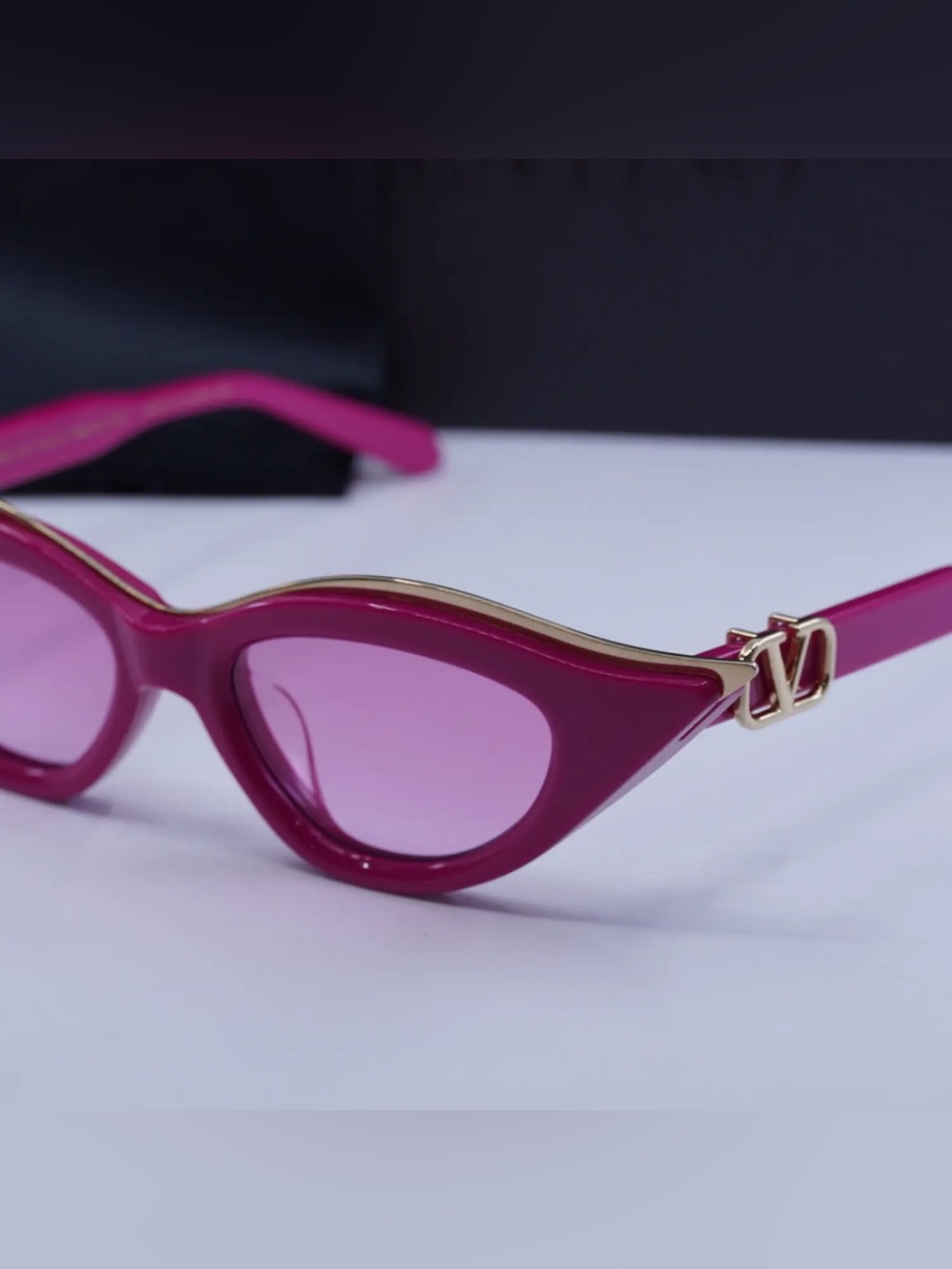 New Valentino V-GOLDCUT-II VLS-114D Pink/White Gold/Pink to Light Pink Gradient - Picture 4 of 4
